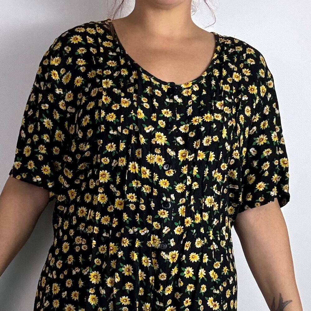 Vintage 90s Sunflower print short romper Fashion Bug 22